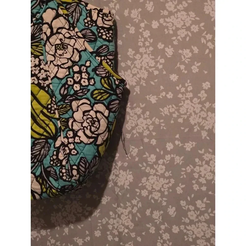 Vera Bradley Womens Tote Bag Island Bloom Teal‎ and Lime Green with Makeup Bag